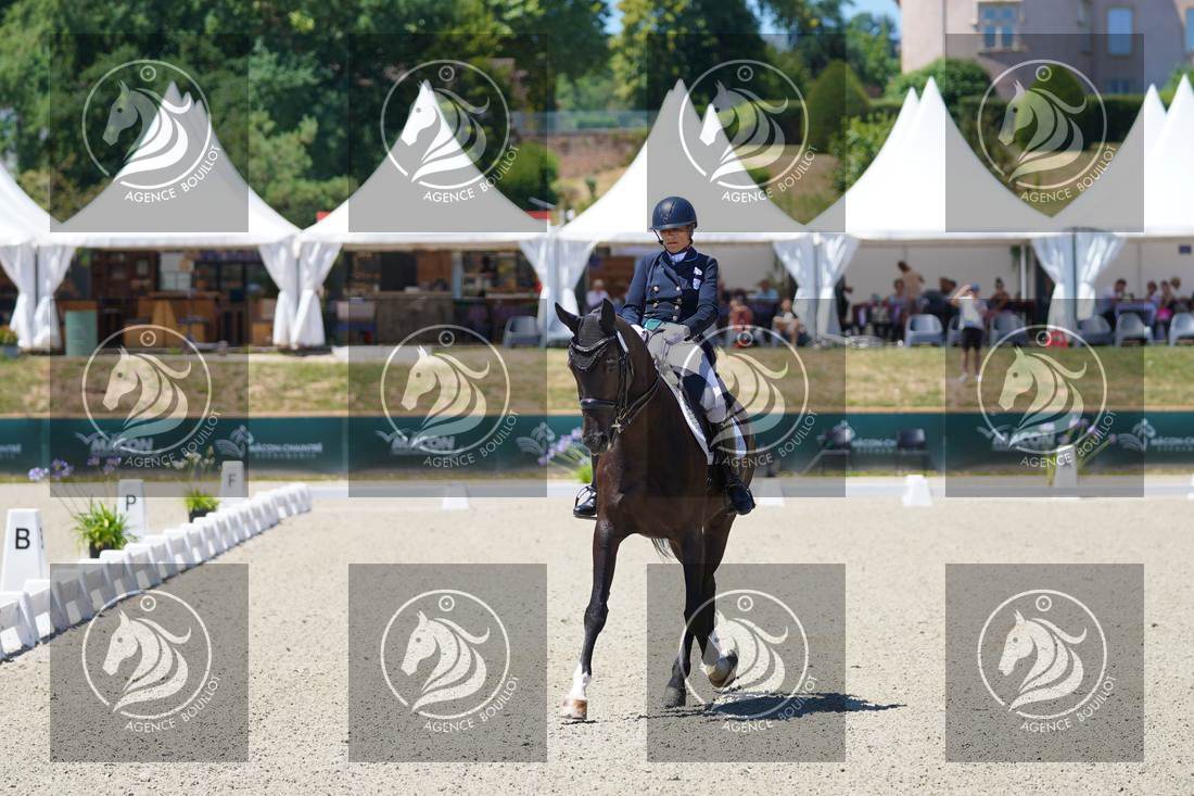 Aperçu Constance MENARD · DONARA DES BLANCS