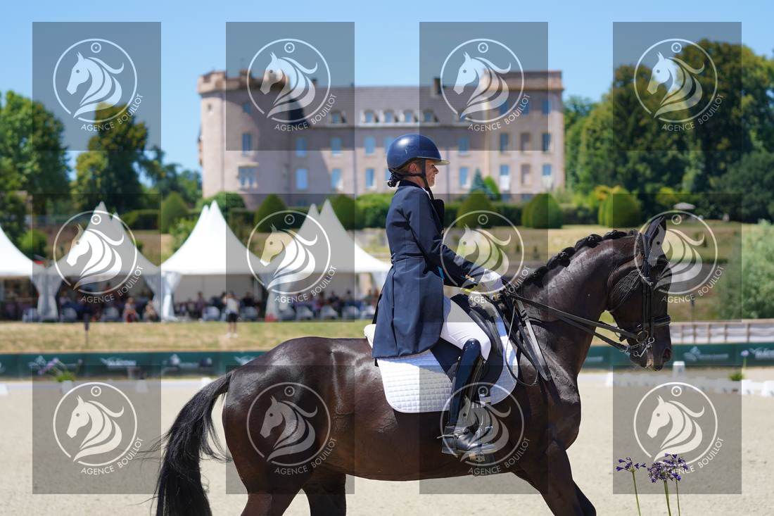 Aperçu Constance MENARD · DONARA DES BLANCS